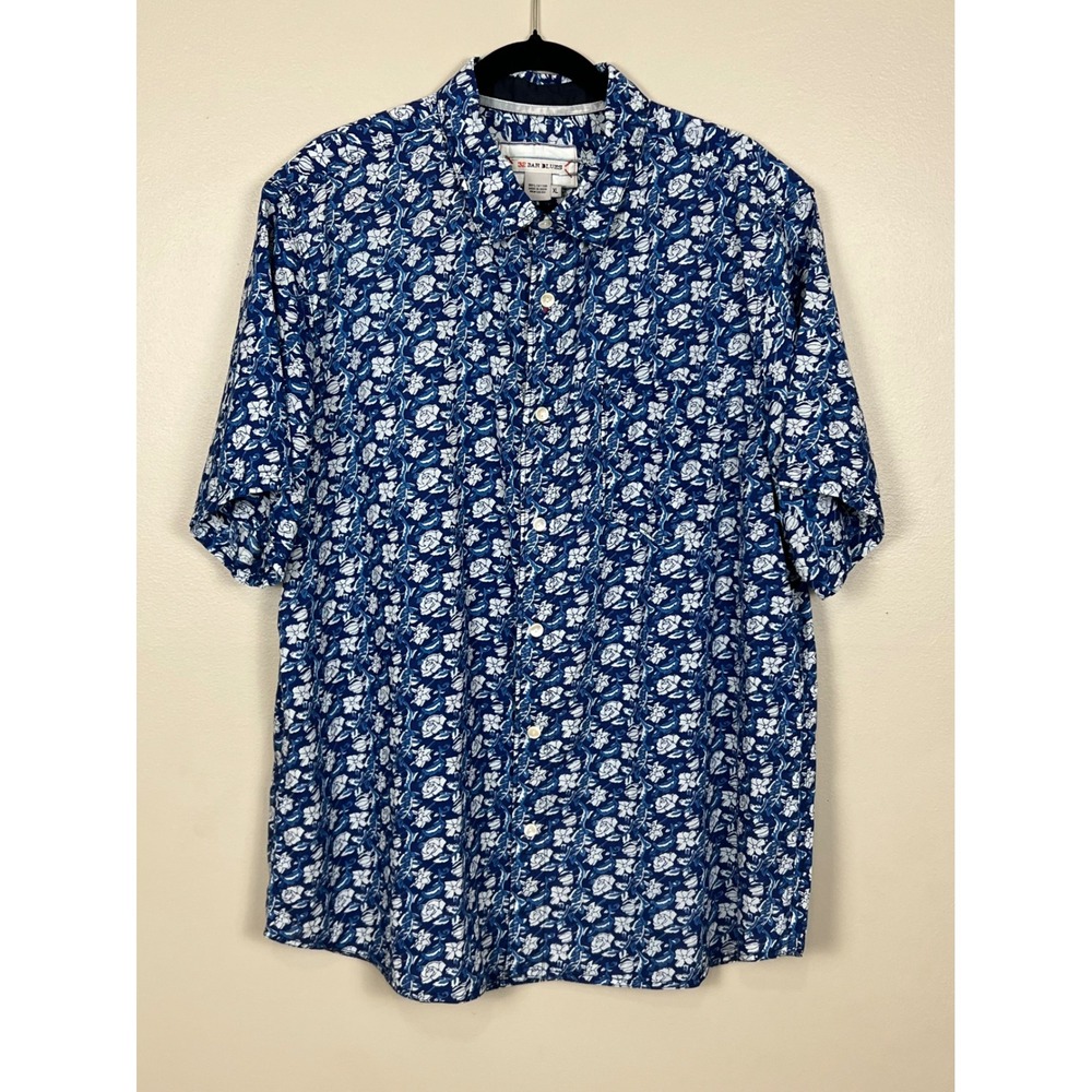 32 Bar Blues Mens XL Blue White Floral Block Print Cotton Short Sleeve Shirt